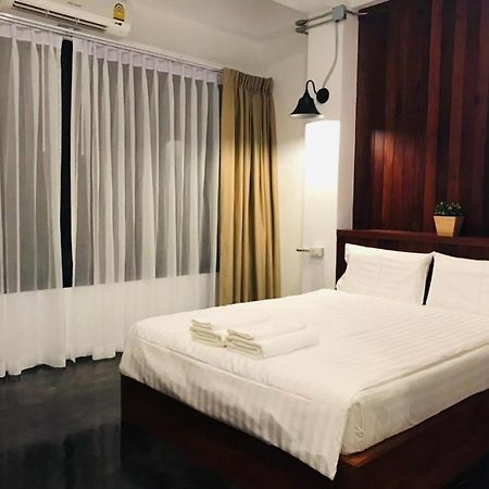 Joy Hotel Πράτσουατ Κίρι Χαν Εξωτερικό φωτογραφία