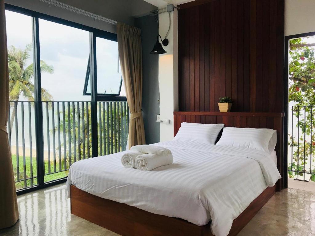 Joy Hotel Πράτσουατ Κίρι Χαν Εξωτερικό φωτογραφία