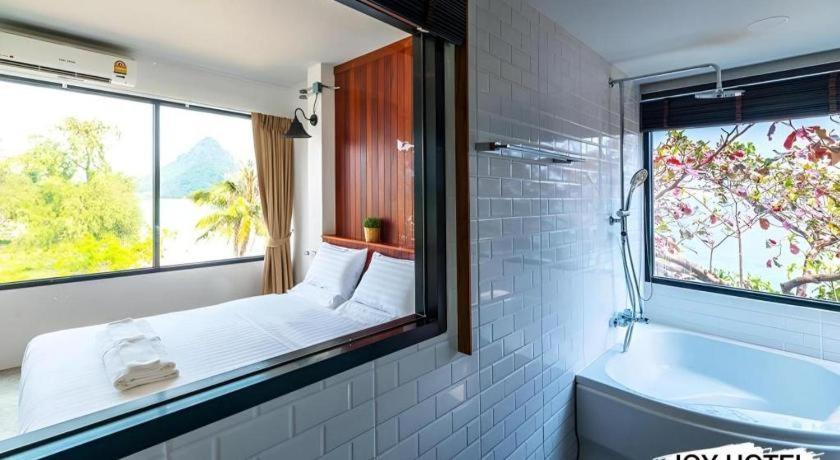 Joy Hotel Πράτσουατ Κίρι Χαν Εξωτερικό φωτογραφία